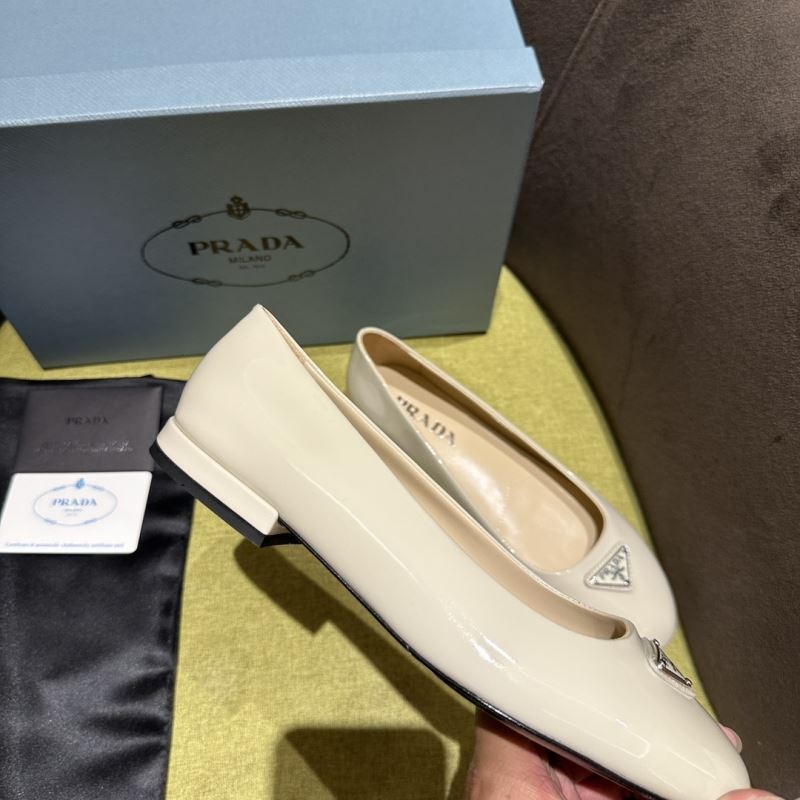 Prada Low Shoes